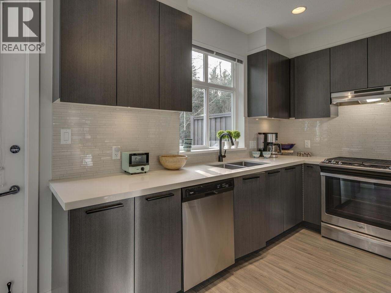 












45 39548 LOGGERS LANE

,
Squamish,




British Columbia
V8B0V7

