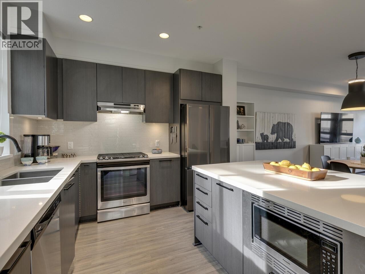 












45 39548 LOGGERS LANE

,
Squamish,




British Columbia
V8B0V7

