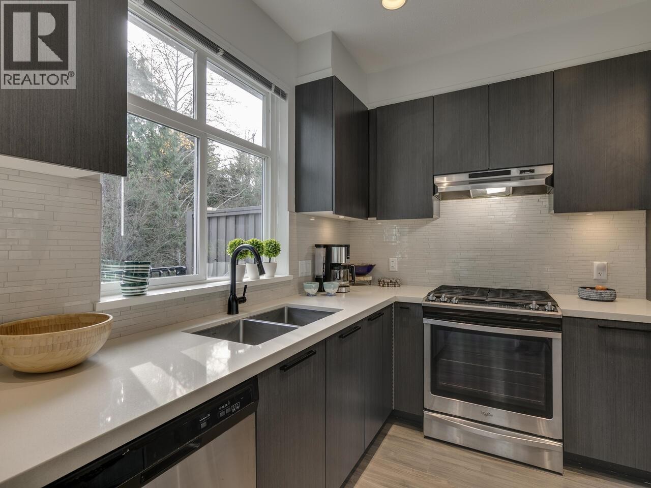 












45 39548 LOGGERS LANE

,
Squamish,




British Columbia
V8B0V7

