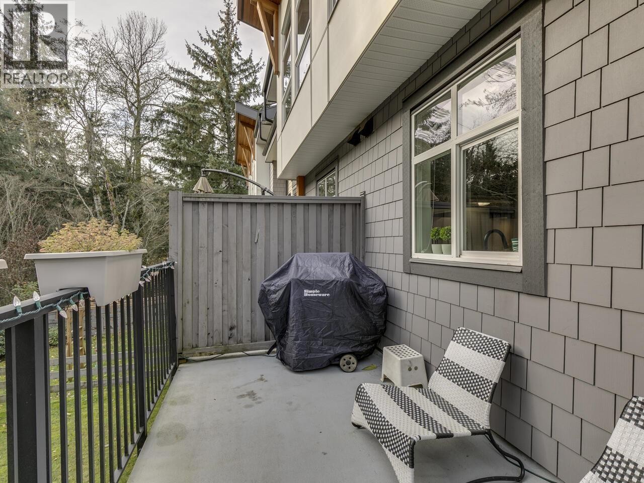 












45 39548 LOGGERS LANE

,
Squamish,




British Columbia
V8B0V7

