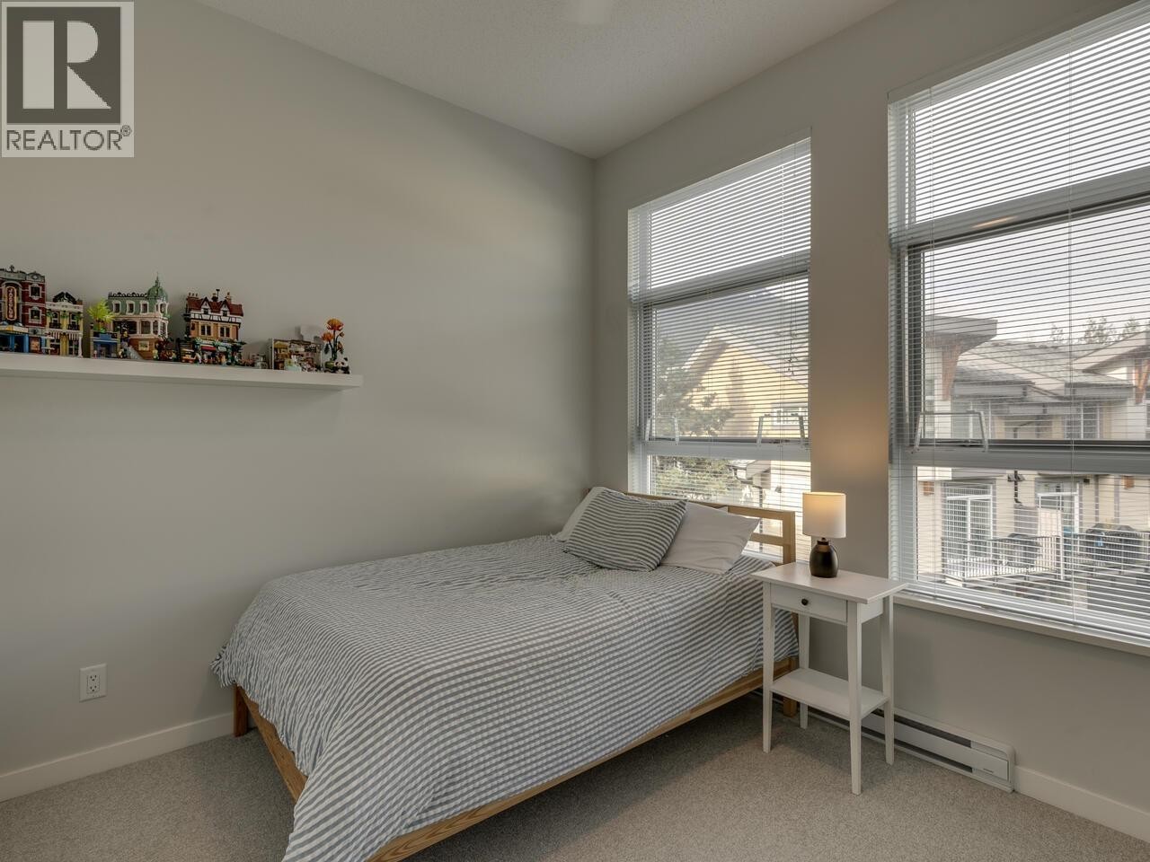 












45 39548 LOGGERS LANE

,
Squamish,




British Columbia
V8B0V7

