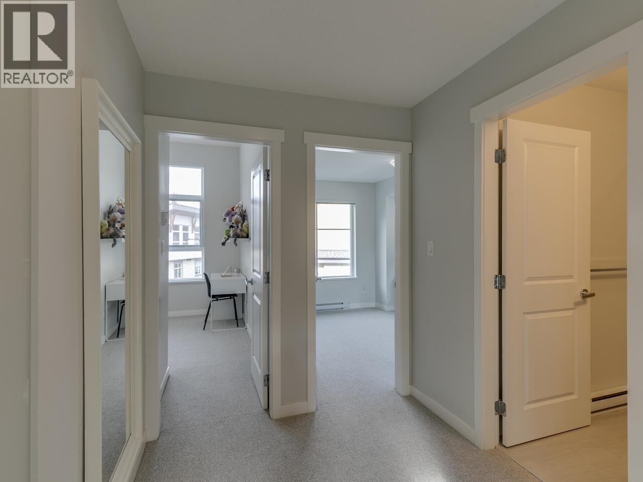 












45 39548 LOGGERS LANE

,
Squamish,




British Columbia
V8B0V7

