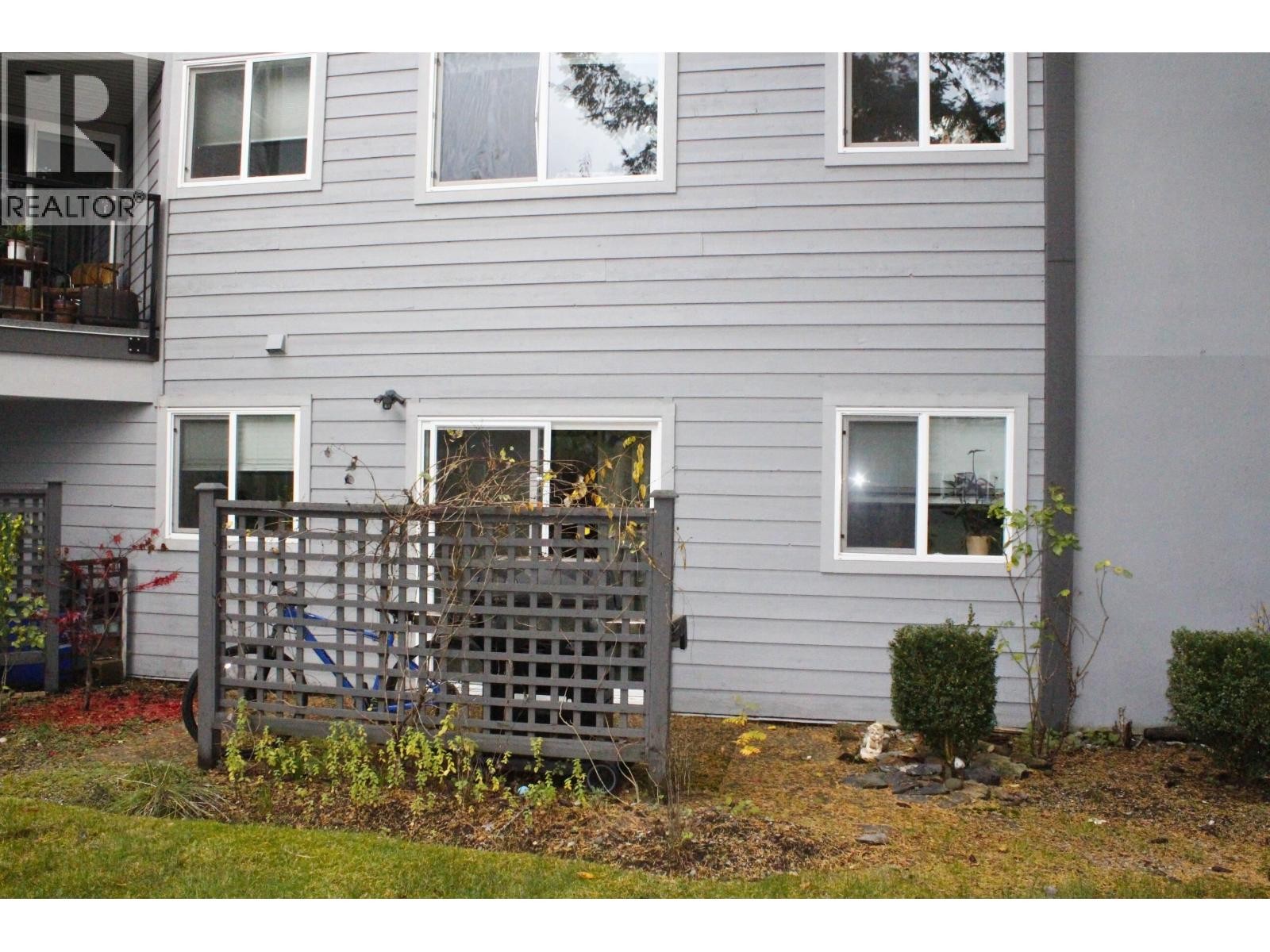 












B108 40120 WILLOW CRESCENT

,
Squamish,




British Columbia
V8B0L7

