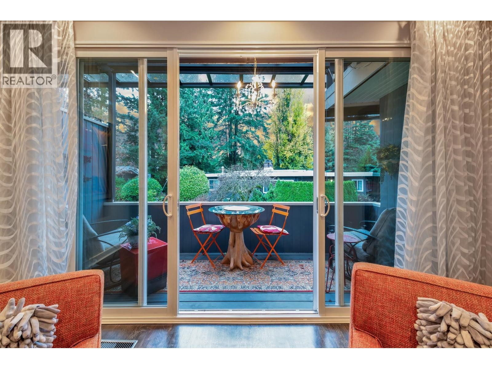 












3669 EDGEMONT BOULEVARD

,
North Vancouver,




British Columbia
V7R2P6

