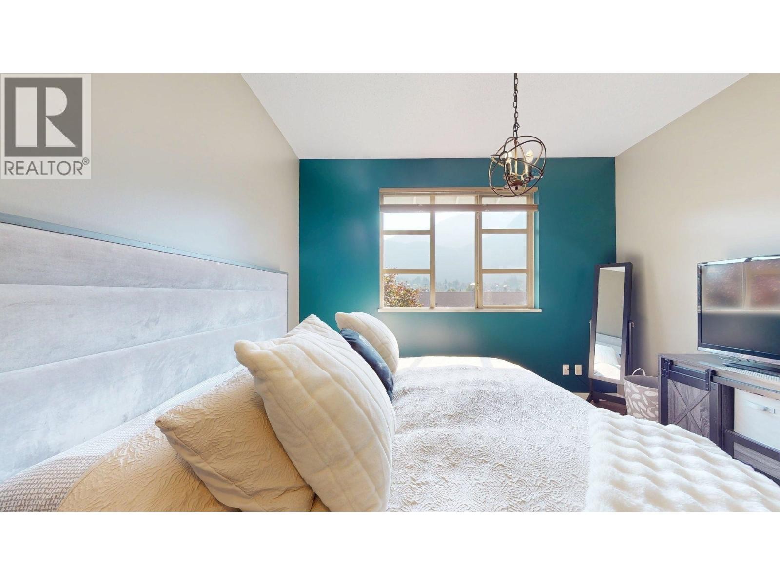 












1274 STONEMOUNT PLACE

,
Squamish,




British Columbia
V8B0R8

