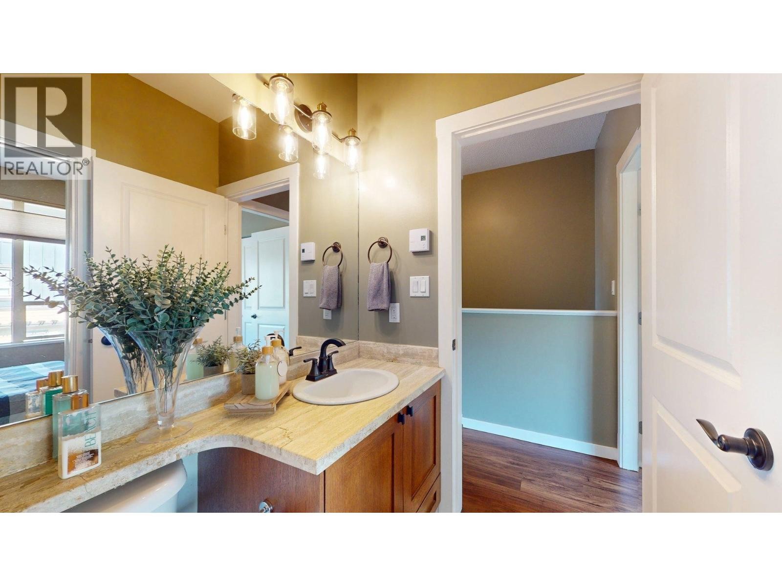 












1274 STONEMOUNT PLACE

,
Squamish,




British Columbia
V8B0R8

