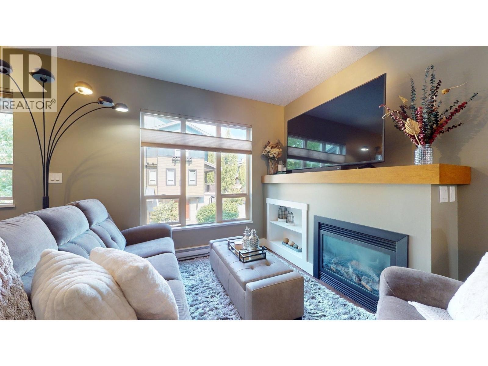 












1274 STONEMOUNT PLACE

,
Squamish,




British Columbia
V8B0R8

