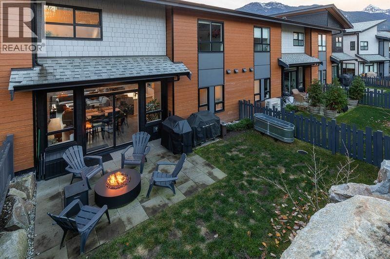 












41224 HIGHLINE PLACE

,
Squamish,




British Columbia
V8B1C2

