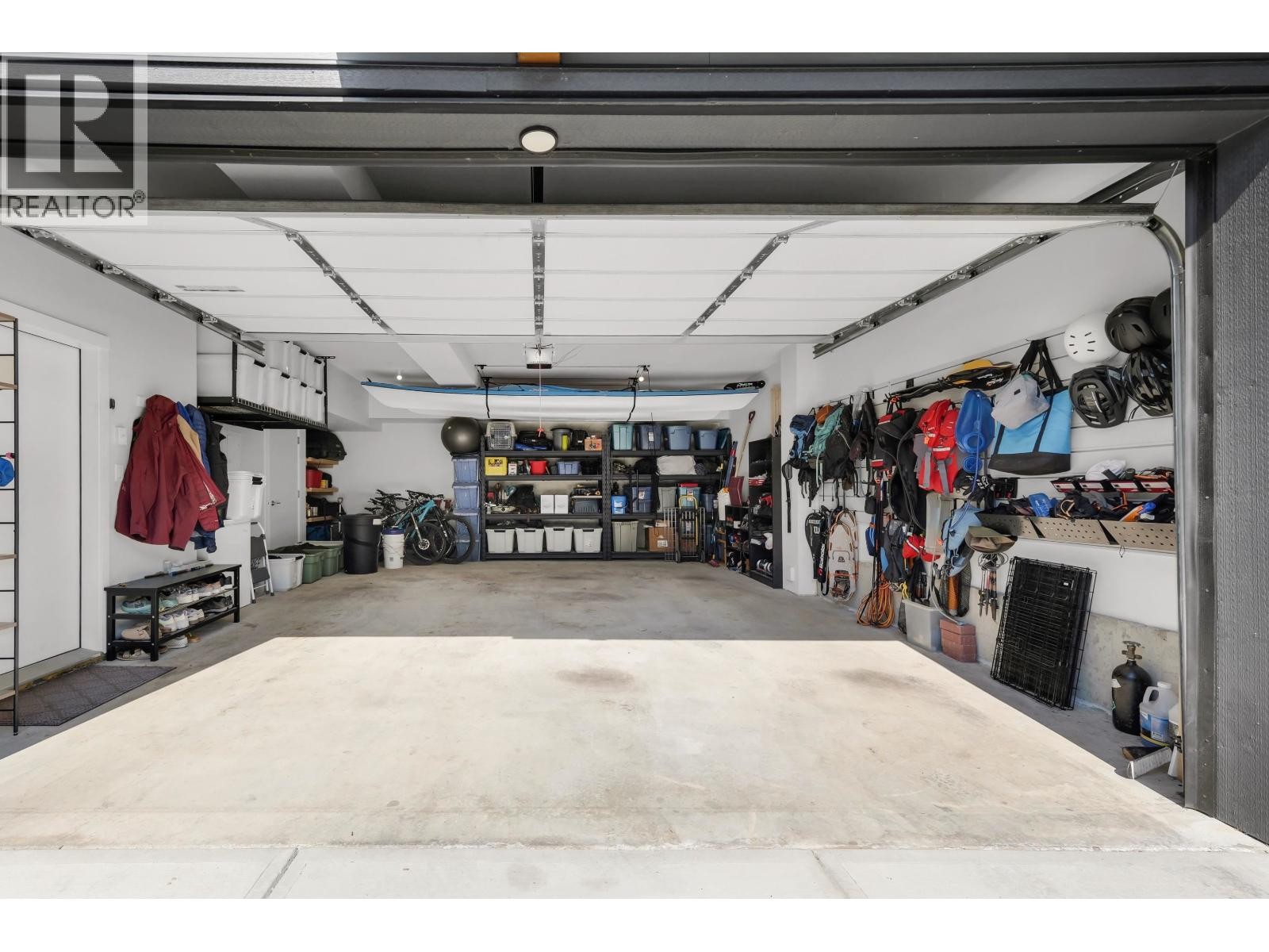 












41224 HIGHLINE PLACE

,
Squamish,




British Columbia
V8B1C2

