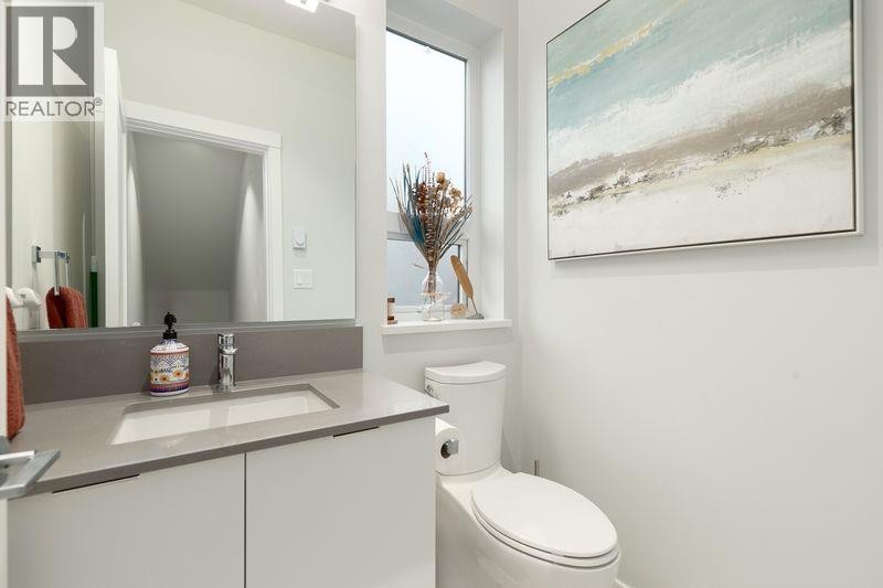 












41224 HIGHLINE PLACE

,
Squamish,




British Columbia
V8B1C2

