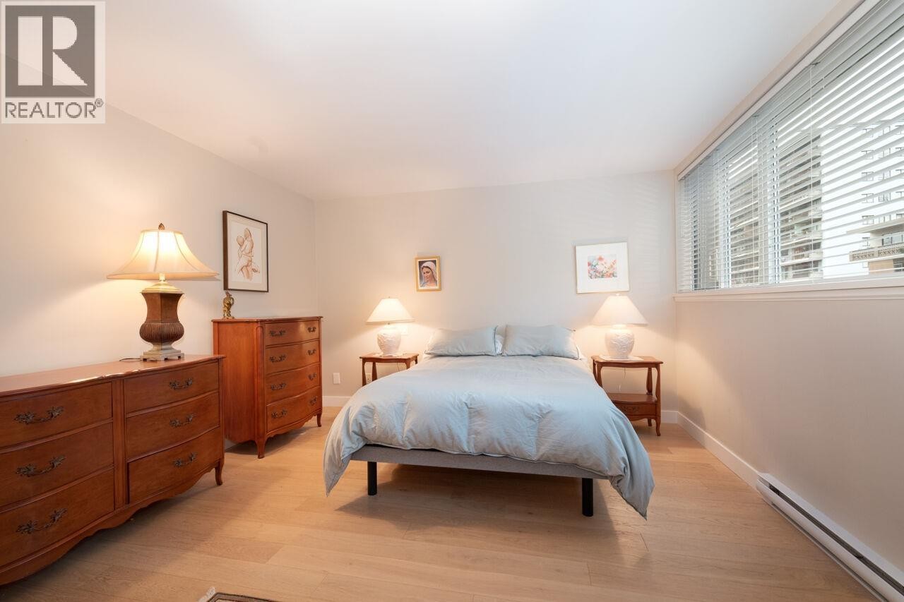 












301 1455 DUCHESS AVENUE

,
West Vancouver,




British Columbia
V7T1H7

