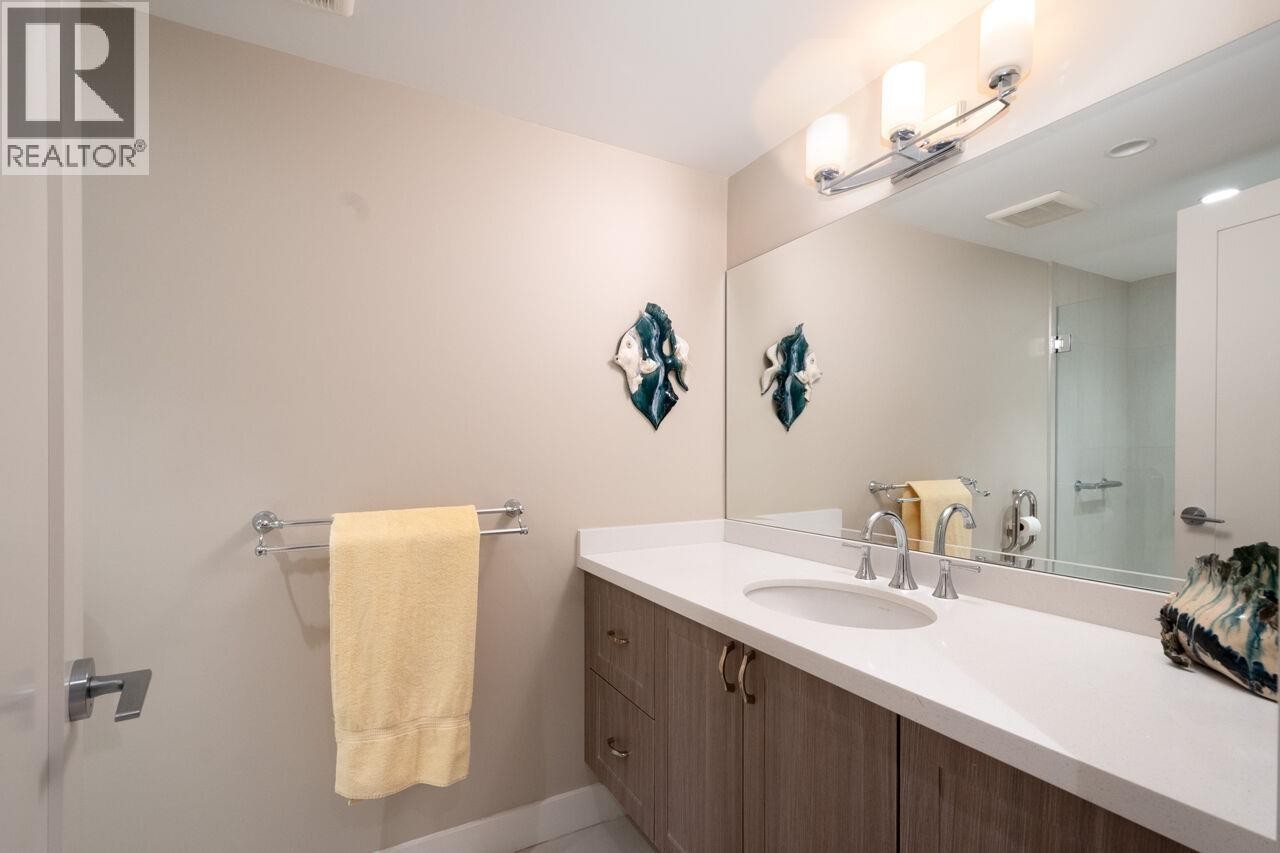 












301 1455 DUCHESS AVENUE

,
West Vancouver,




British Columbia
V7T1H7

