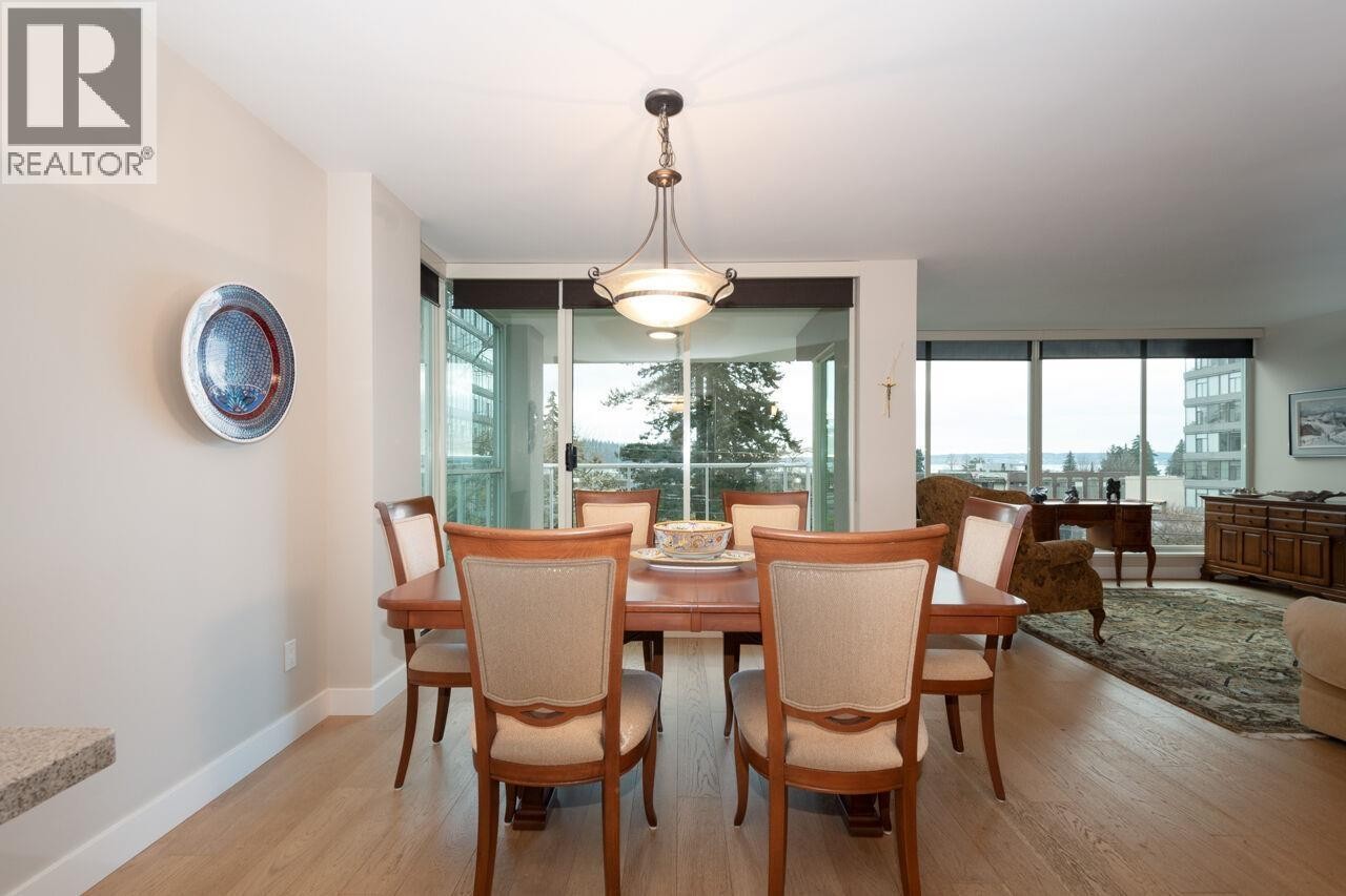 












301 1455 DUCHESS AVENUE

,
West Vancouver,




British Columbia
V7T1H7

