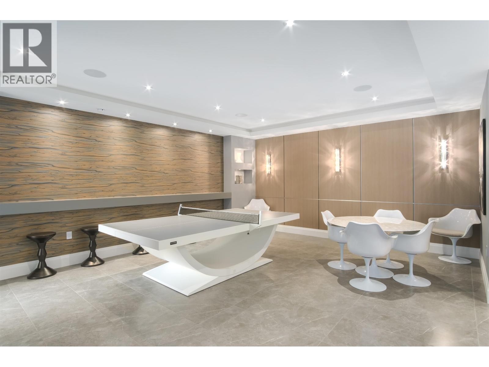 












4090 SUNNYCREST DRIVE

,
North Vancouver,




British Columbia
V7R3E5

