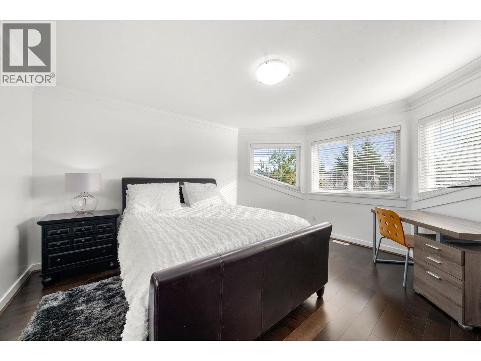 












2733 TEMPE GLEN DRIVE

,
North Vancouver,




British Columbia
V7N4K5

