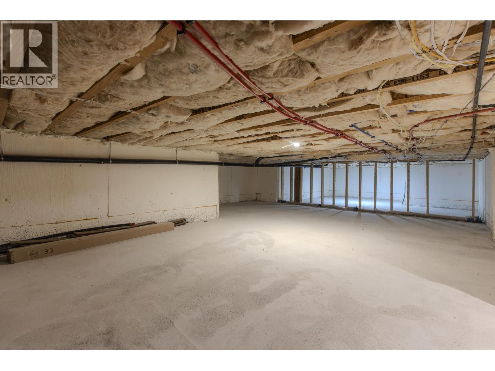 












39184 WOODPECKER PLACE

,
Squamish,




British Columbia
V8B1A7

