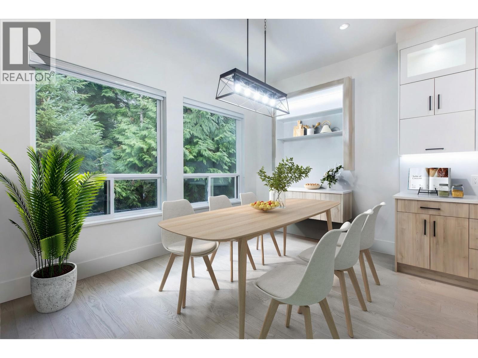 












39184 WOODPECKER PLACE

,
Squamish,




British Columbia
V8B1A7

