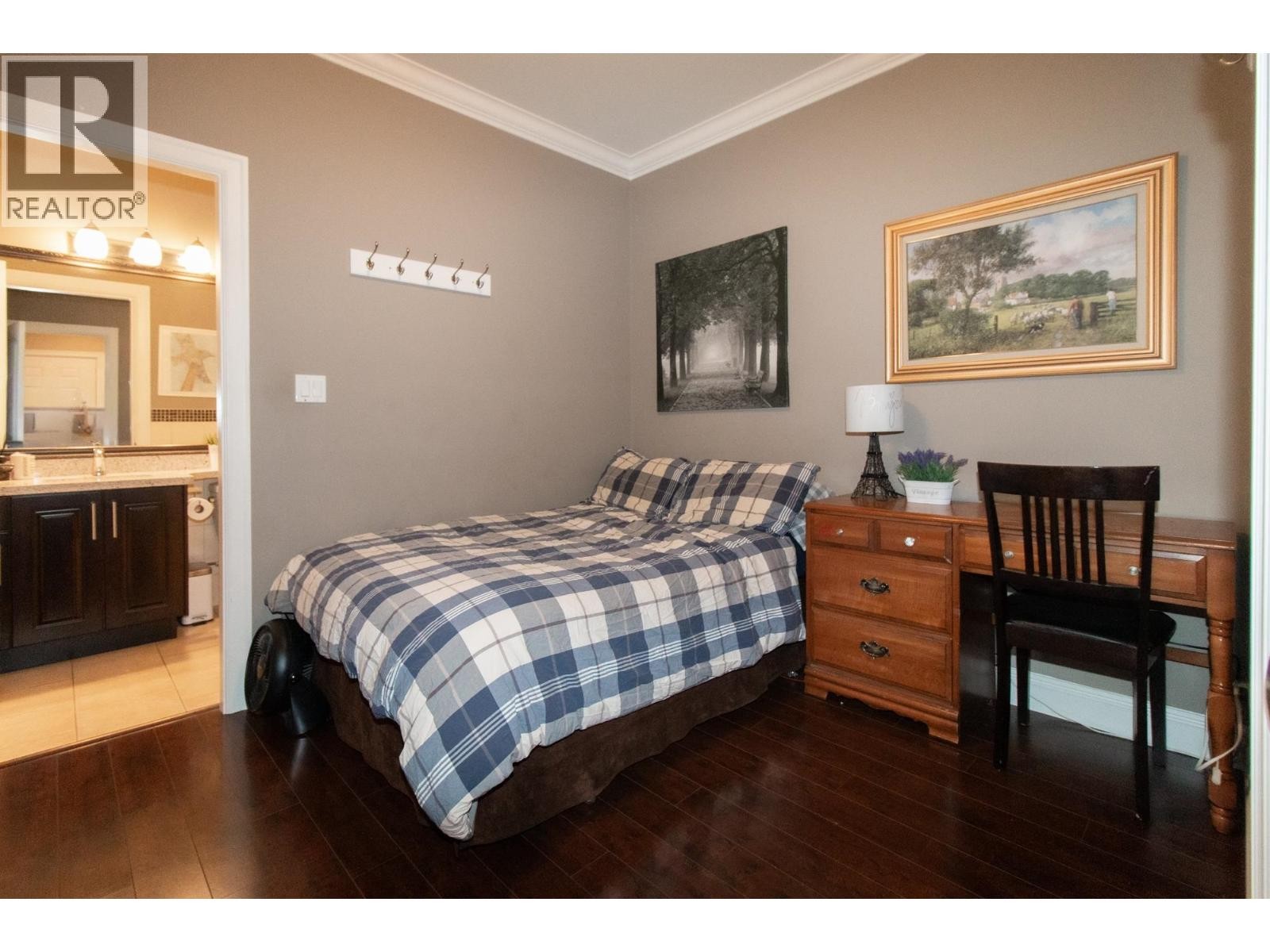 












39043 KINGFISHER ROAD

,
Squamish,




British Columbia
V8B0S9

