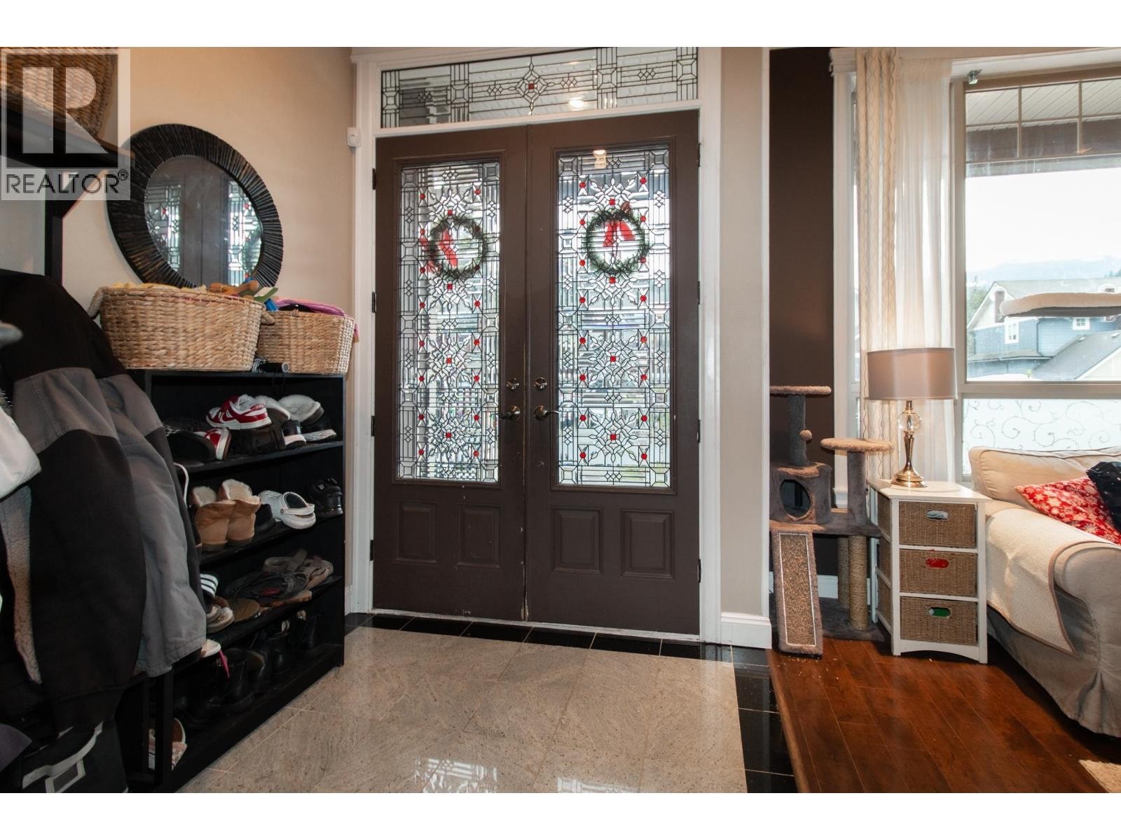 












39043 KINGFISHER ROAD

,
Squamish,




British Columbia
V8B0S9

