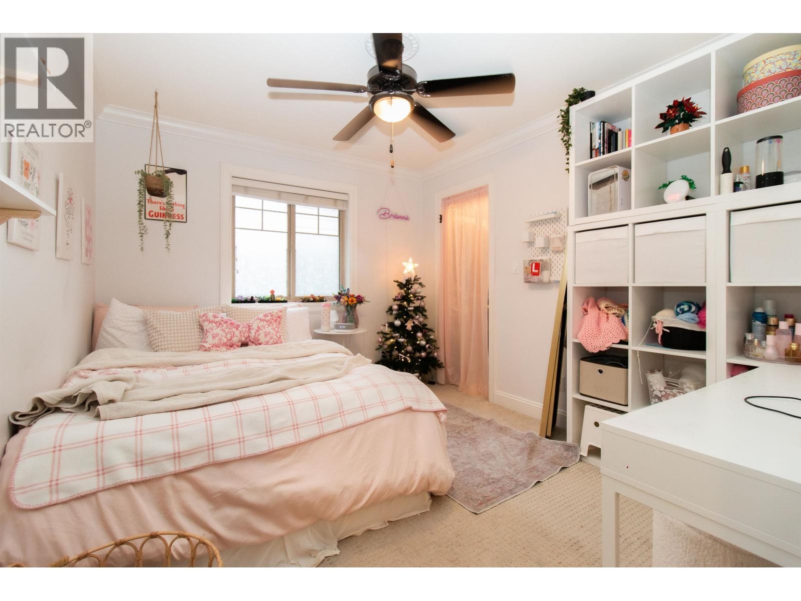 












39043 KINGFISHER ROAD

,
Squamish,




British Columbia
V8B0S9

