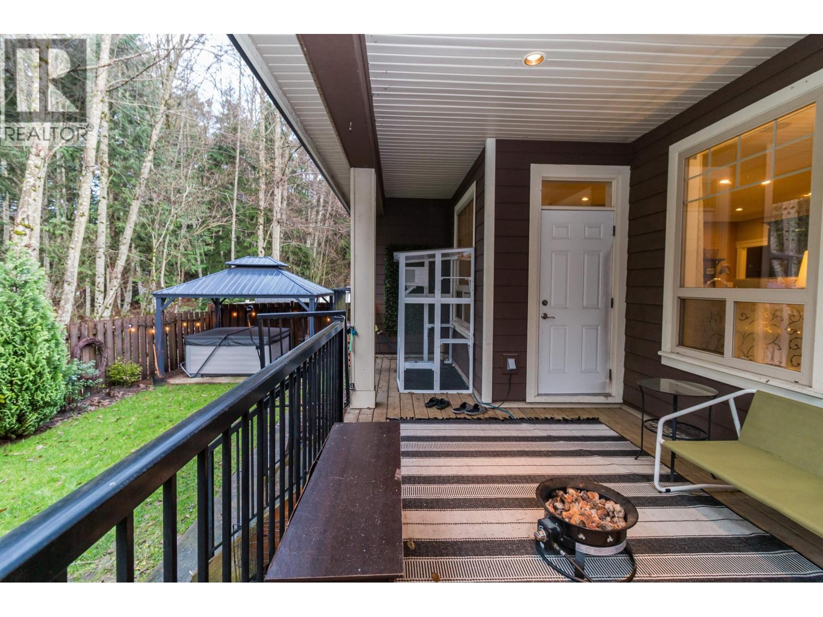 












39043 KINGFISHER ROAD

,
Squamish,




British Columbia
V8B0S9

