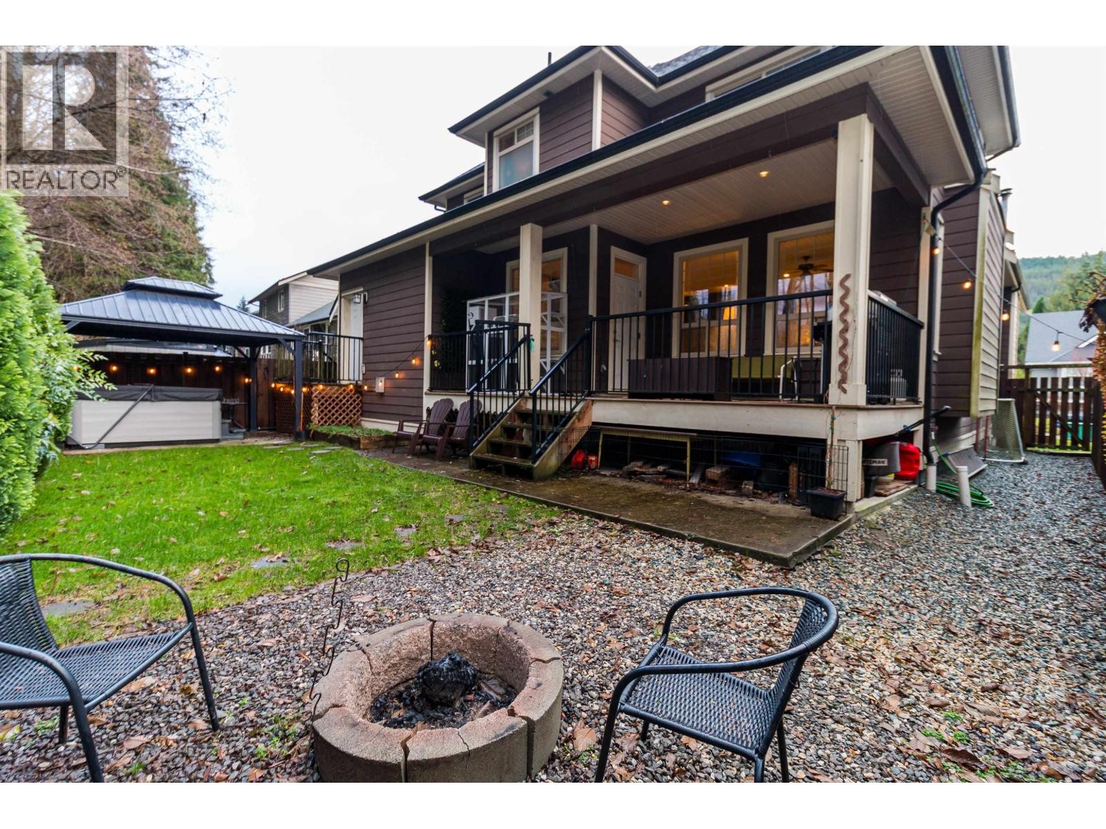 












39043 KINGFISHER ROAD

,
Squamish,




British Columbia
V8B0S9

