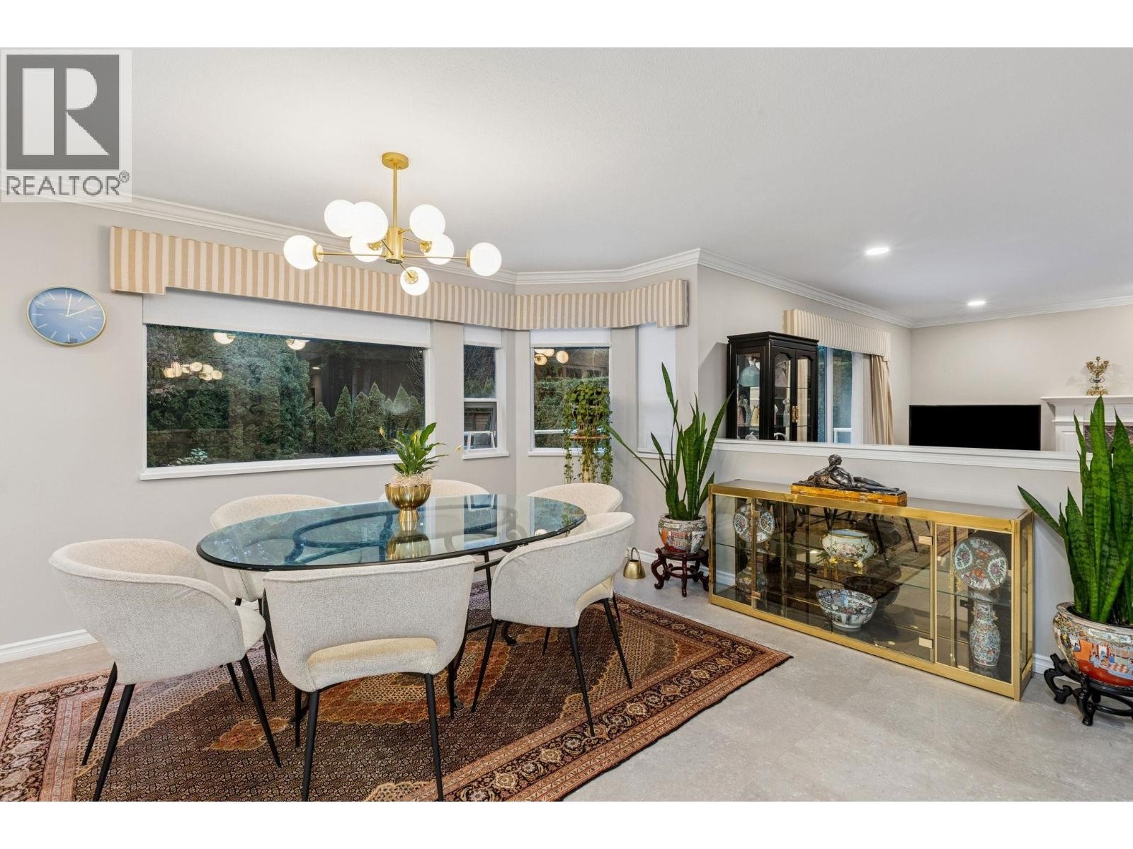 












5707 NANCY GREENE WAY

,
North Vancouver,




British Columbia
V7R4W3

