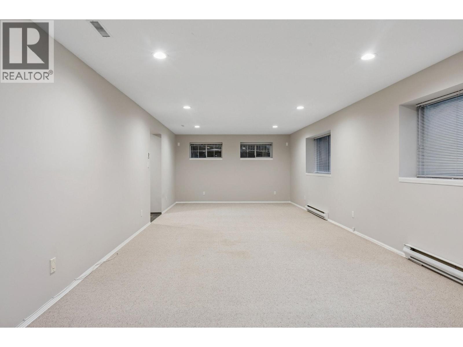 












5707 NANCY GREENE WAY

,
North Vancouver,




British Columbia
V7R4W3

