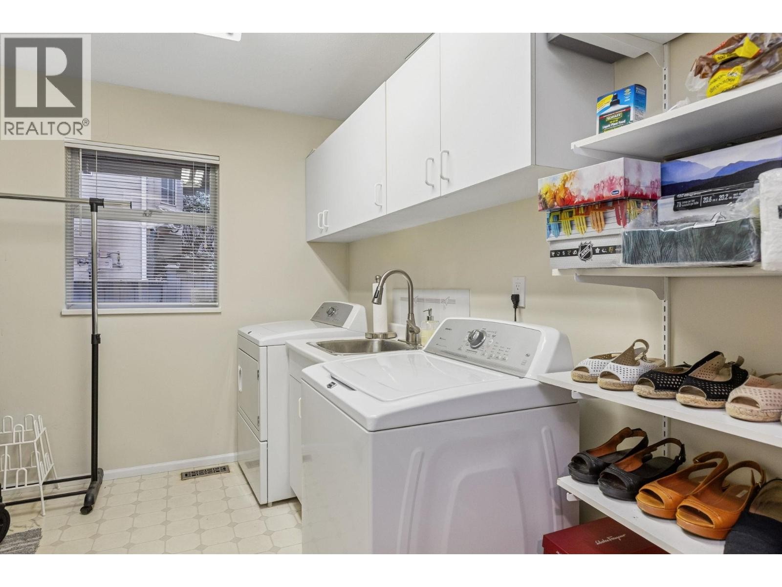 












5707 NANCY GREENE WAY

,
North Vancouver,




British Columbia
V7R4W3

