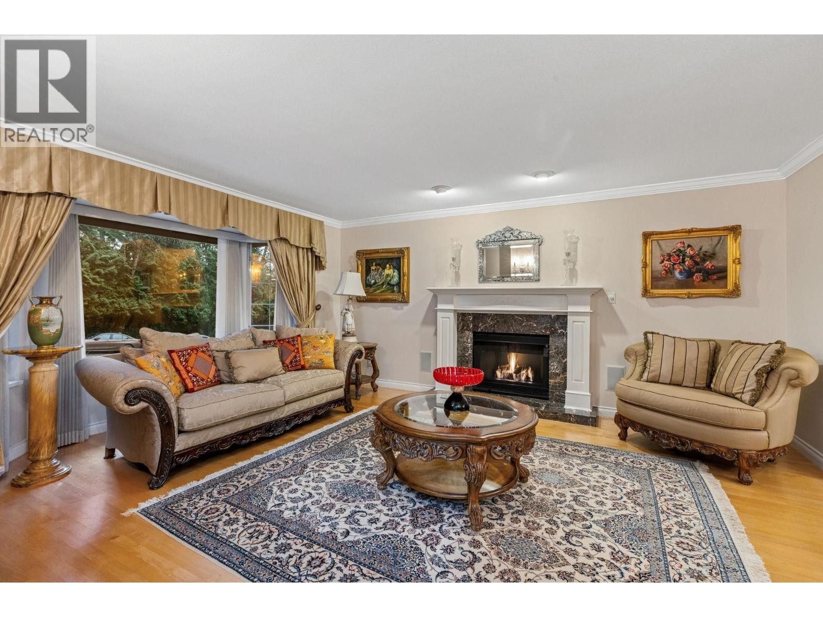 












5707 NANCY GREENE WAY

,
North Vancouver,




British Columbia
V7R4W3

