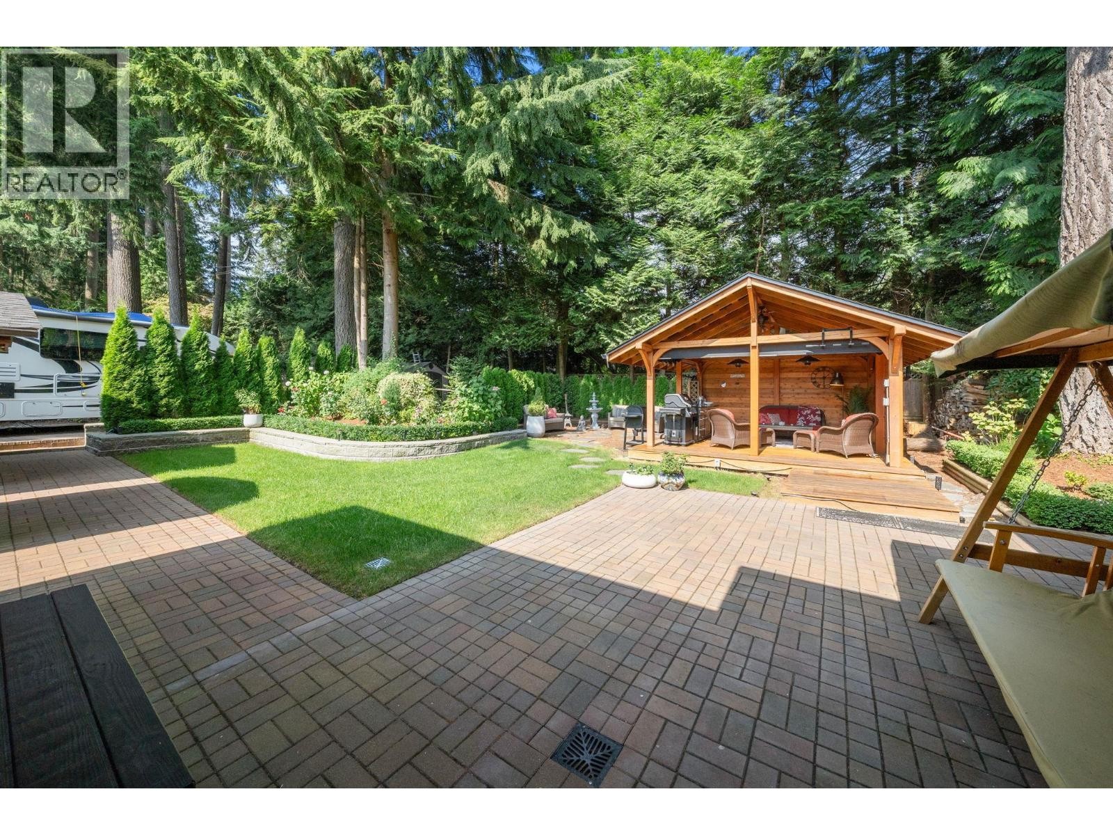 












2540 BOSWELL AVENUE

,
North Vancouver,




British Columbia
V7H1L7

