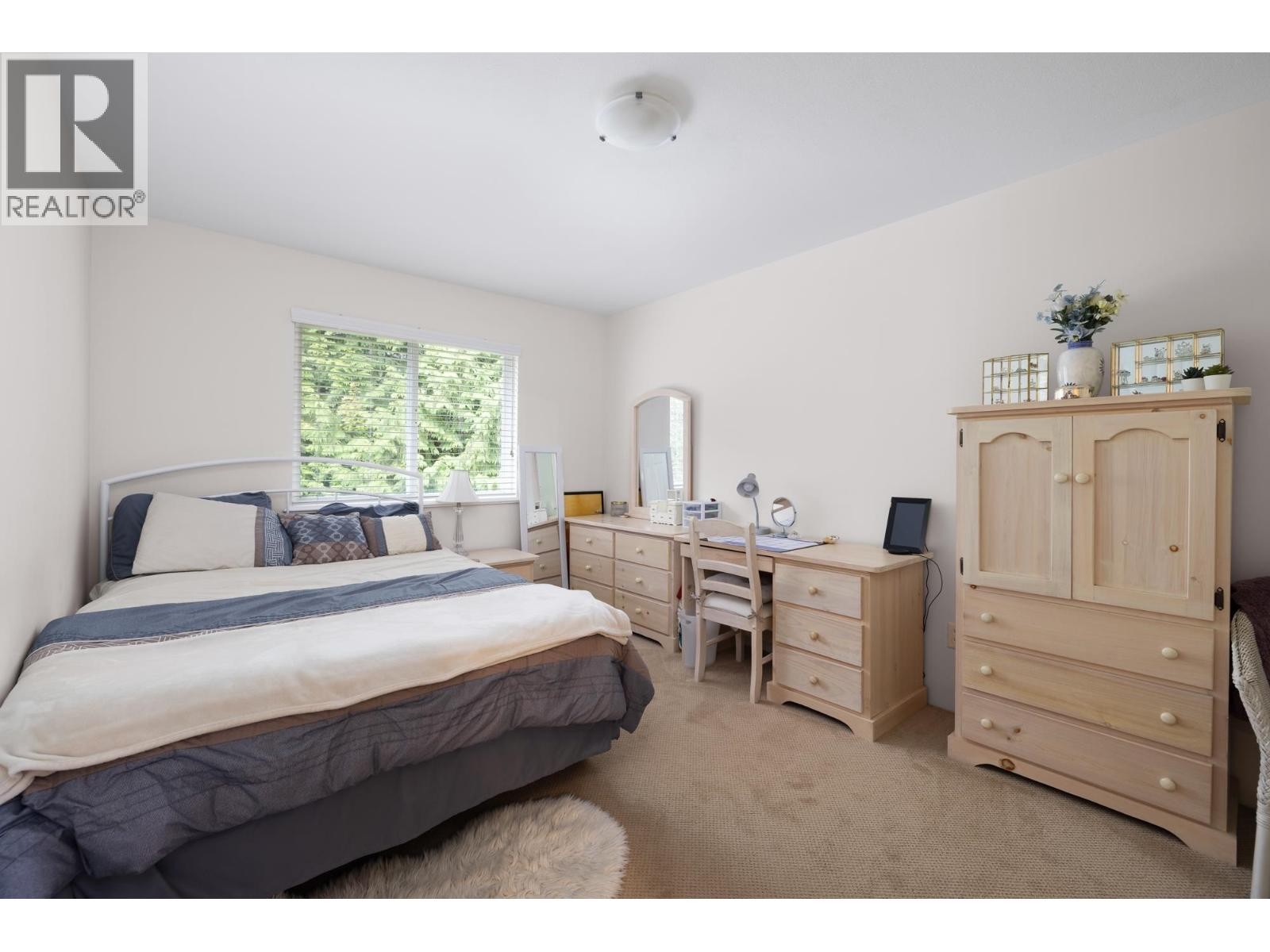 












118 CHESTNUT COURT

,
Port Moody,




British Columbia
V3H5G4

