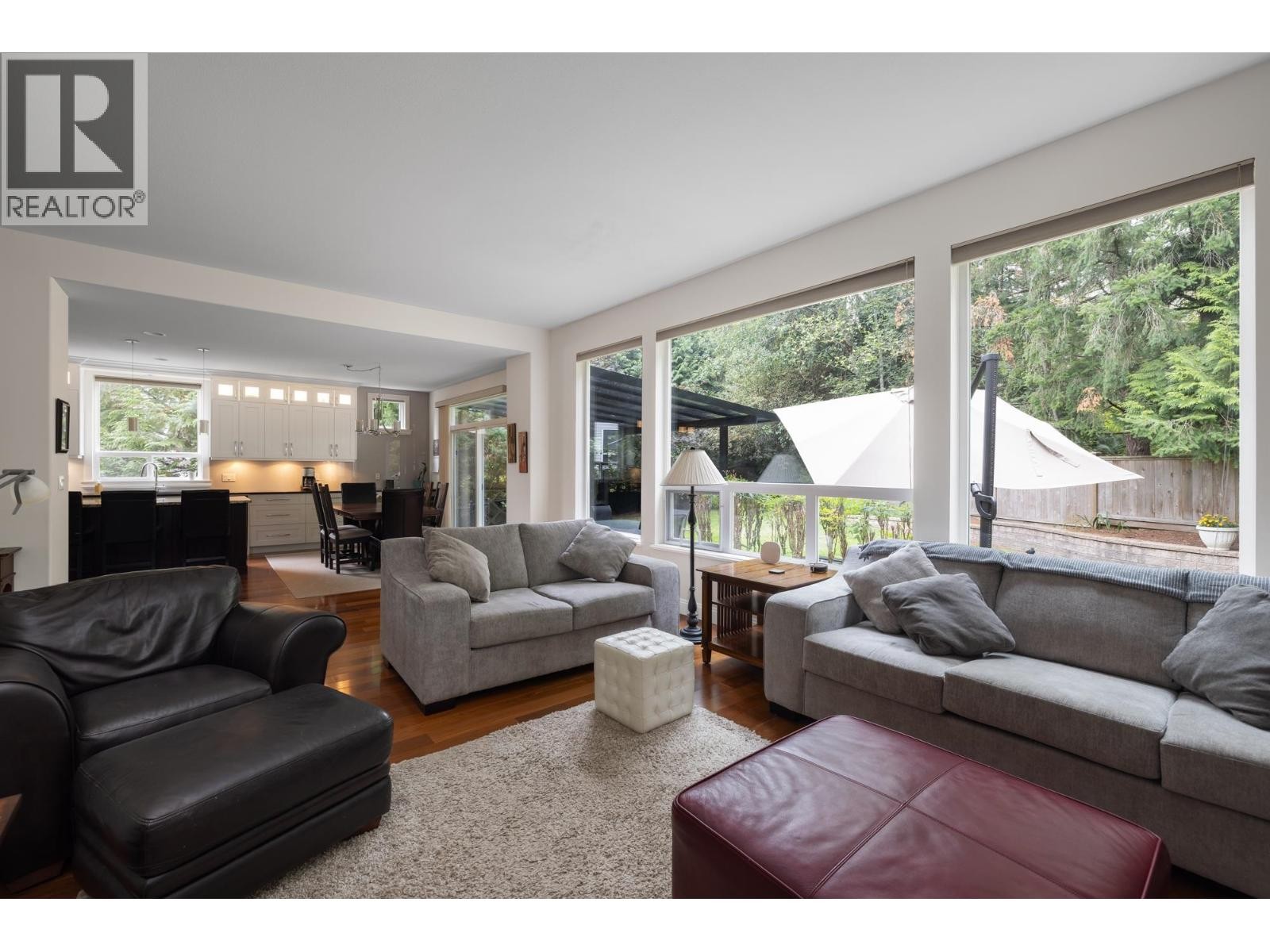 












118 CHESTNUT COURT

,
Port Moody,




British Columbia
V3H5G4

