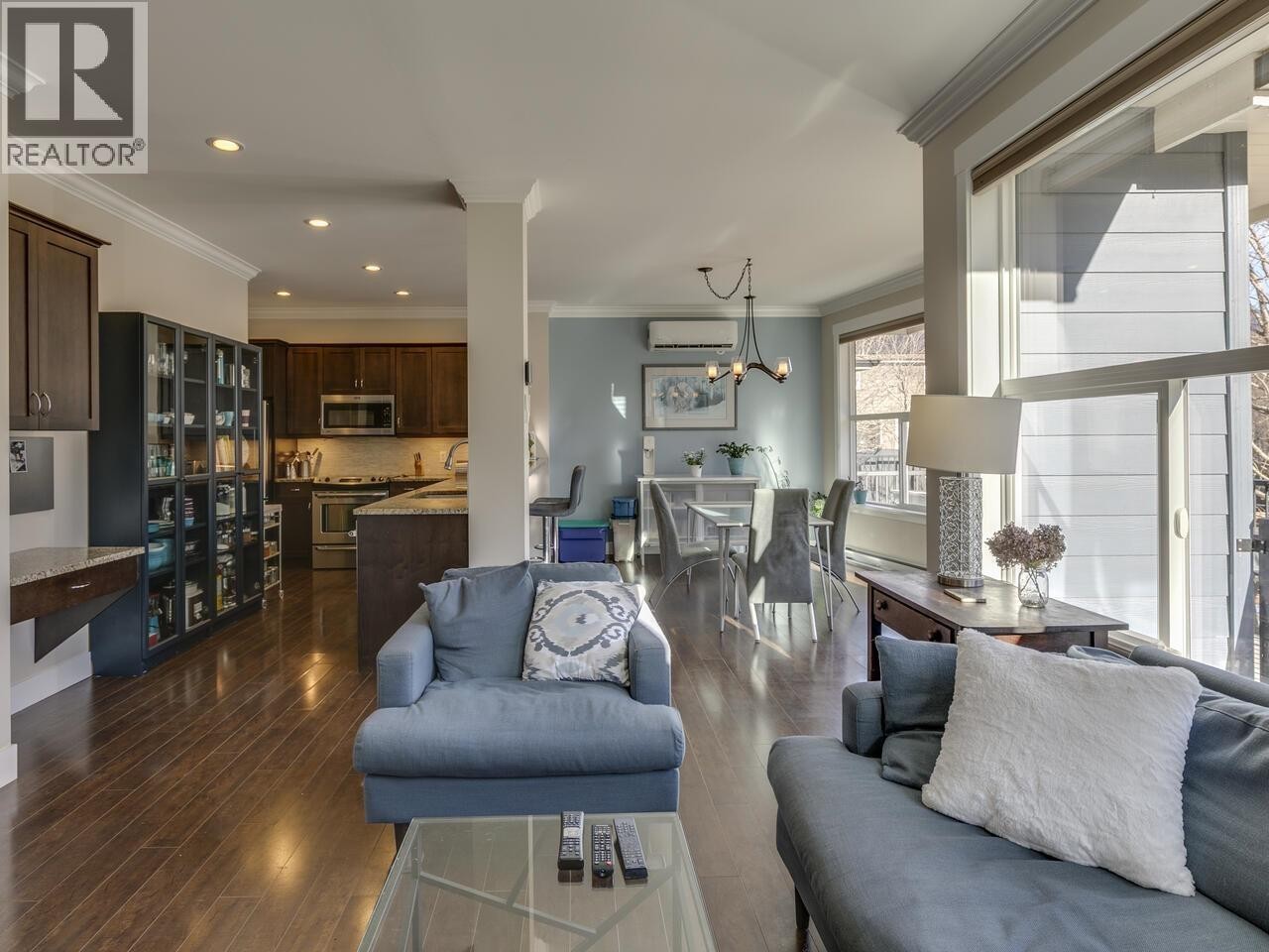 












39070 KINGFISHER ROAD

,
Squamish,




British Columbia
V8B0S9

