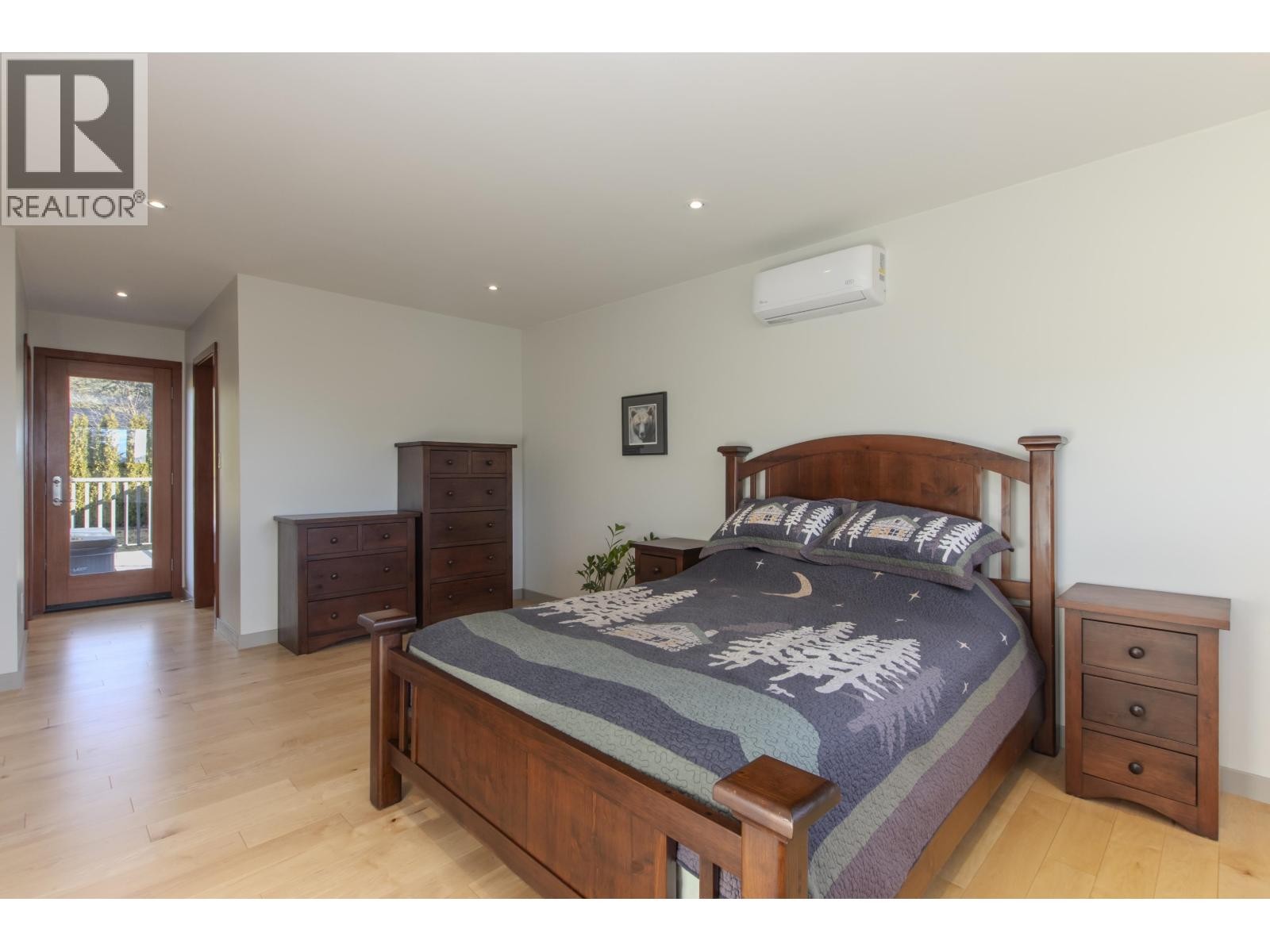 












40298 AYR DRIVE

,
Squamish,




British Columbia
V8B0B6

