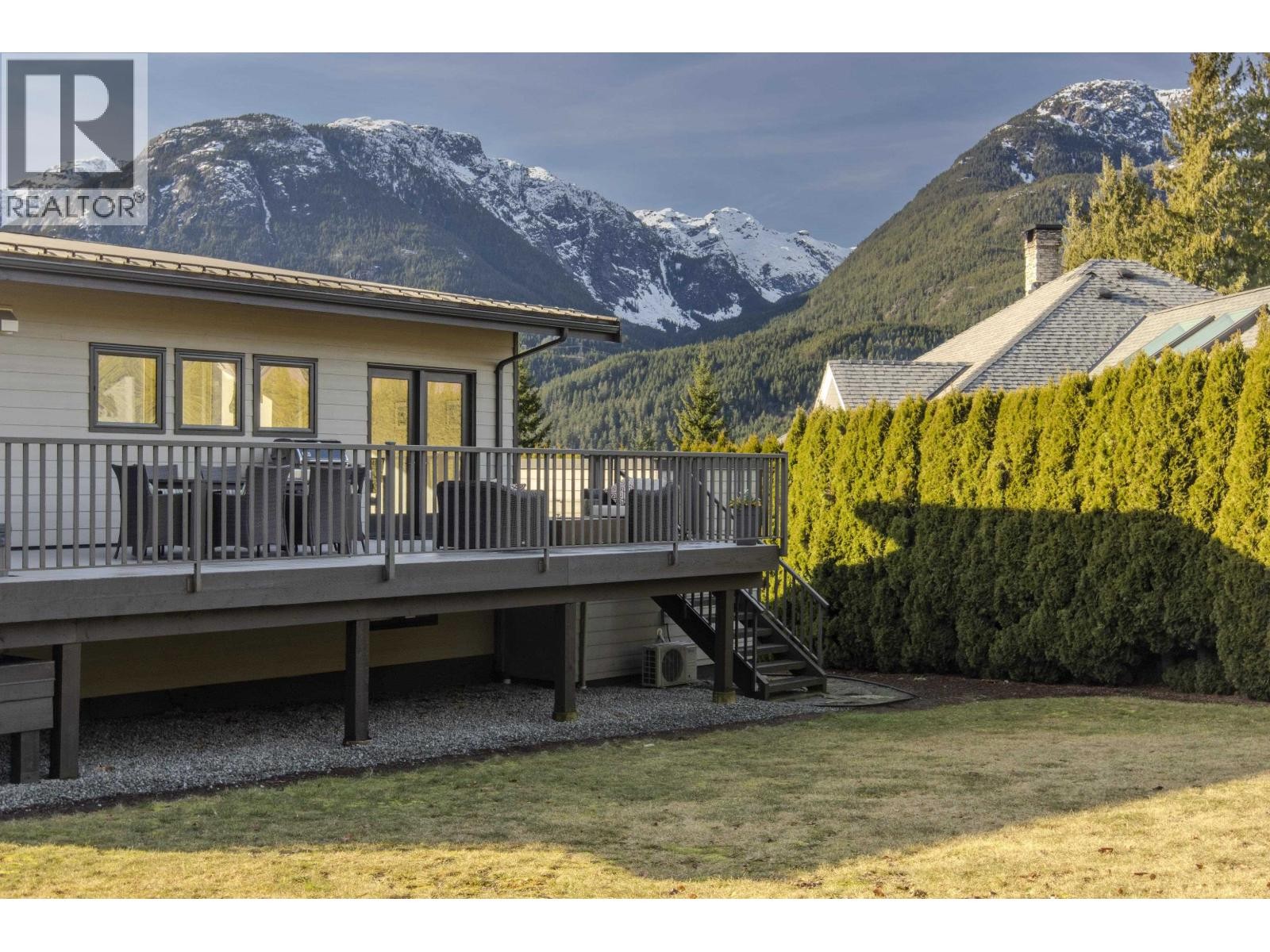 












40298 AYR DRIVE

,
Squamish,




British Columbia
V8B0B6

