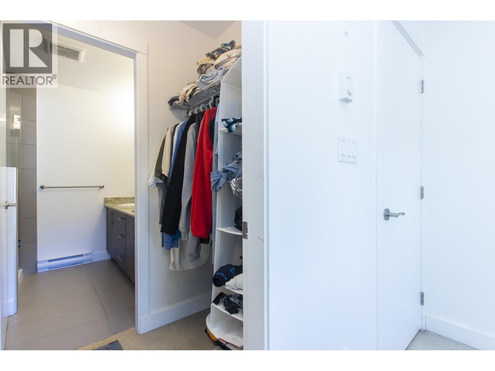 












21 40653 TANTALUS ROAD

,
Squamish,




British Columbia
V8B0P3

