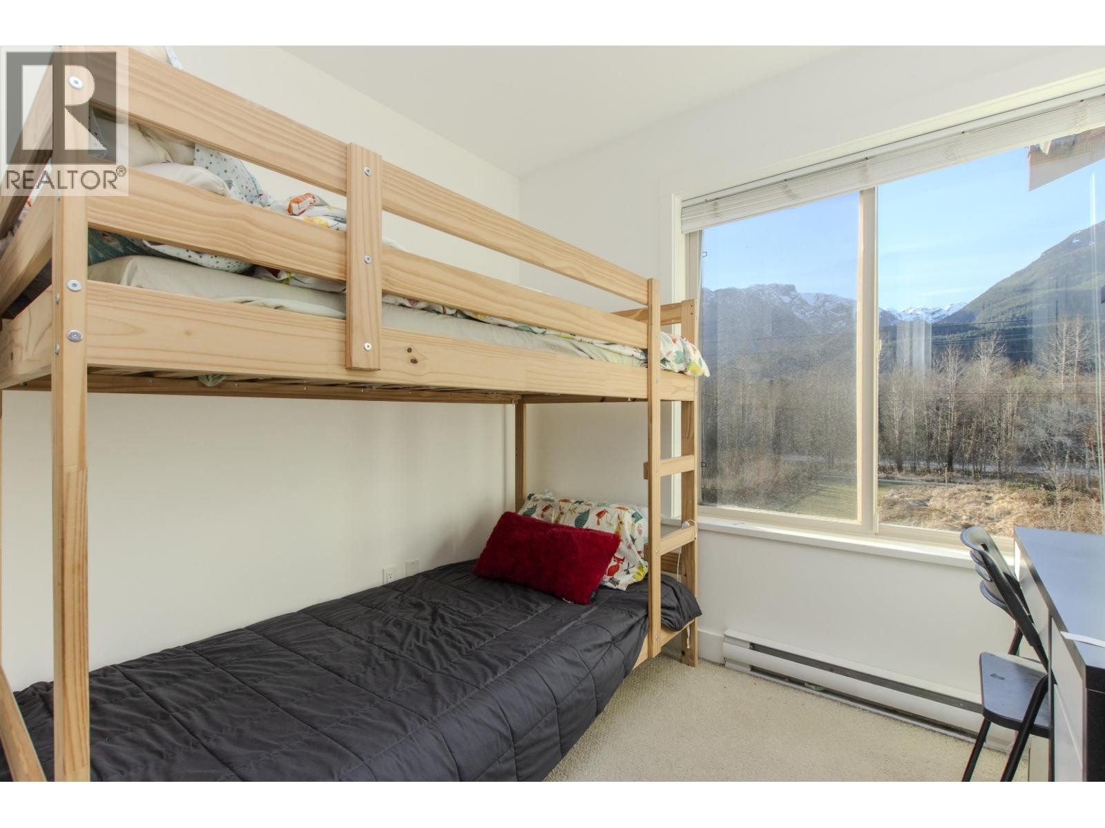 












21 40653 TANTALUS ROAD

,
Squamish,




British Columbia
V8B0P3

