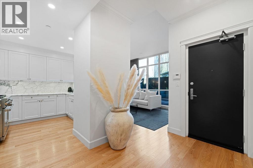 












471 BEACH CRESCENT

,
Vancouver,




British Columbia
V6Z3B9

