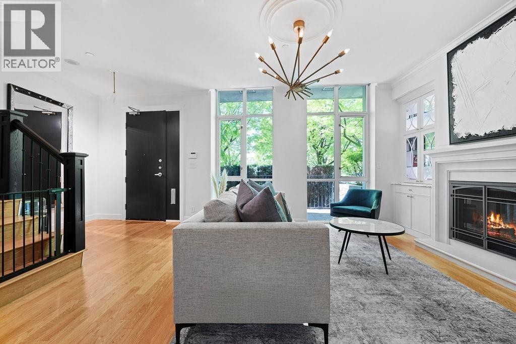 












471 BEACH CRESCENT

,
Vancouver,




British Columbia
V6Z3B9

