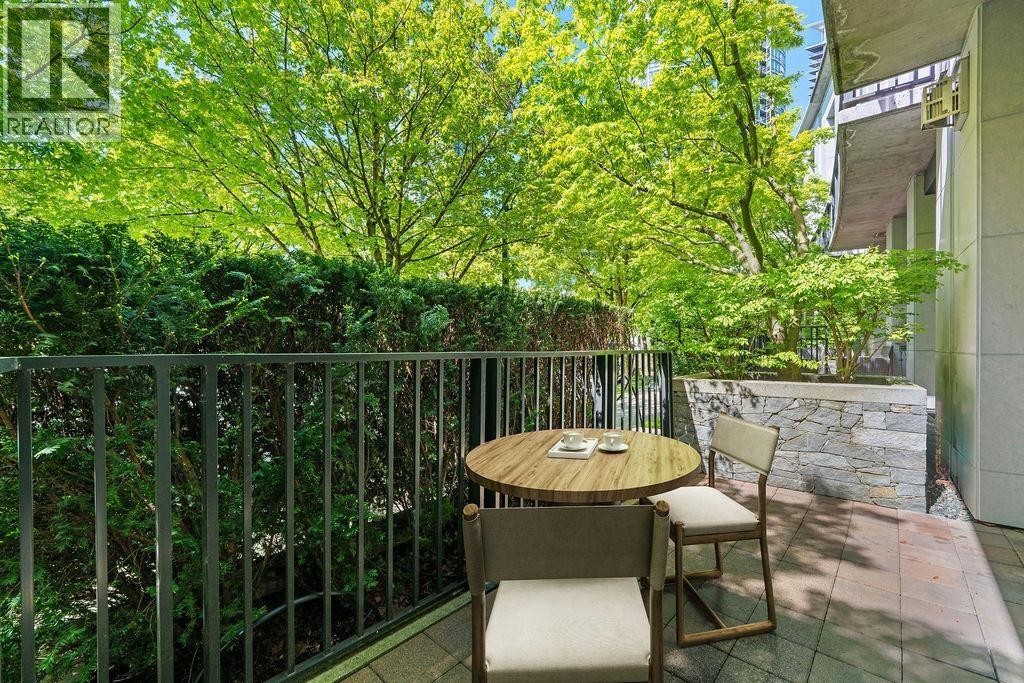 












471 BEACH CRESCENT

,
Vancouver,




British Columbia
V6Z3B9

