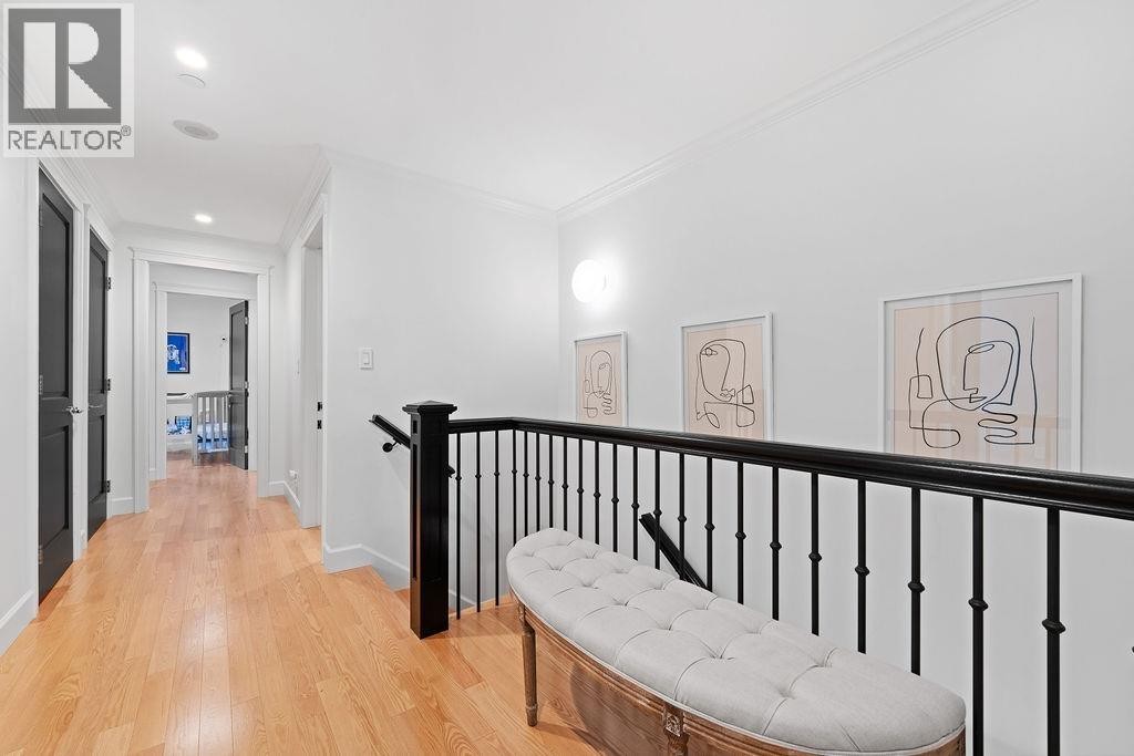 












471 BEACH CRESCENT

,
Vancouver,




British Columbia
V6Z3B9

