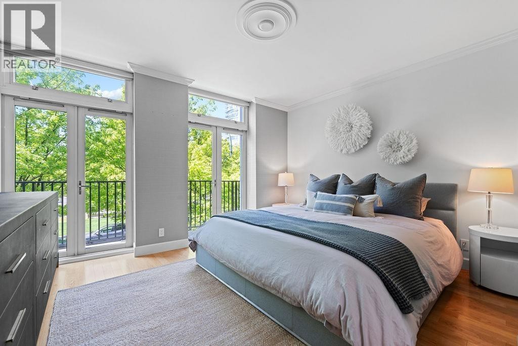 












471 BEACH CRESCENT

,
Vancouver,




British Columbia
V6Z3B9

