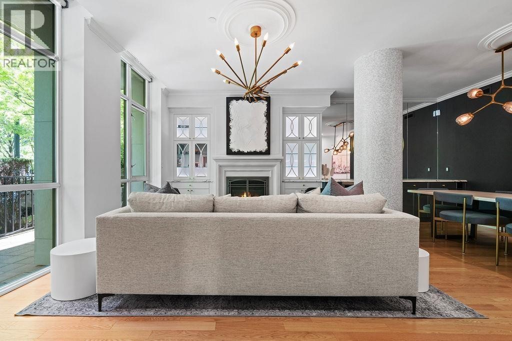 












471 BEACH CRESCENT

,
Vancouver,




British Columbia
V6Z3B9

