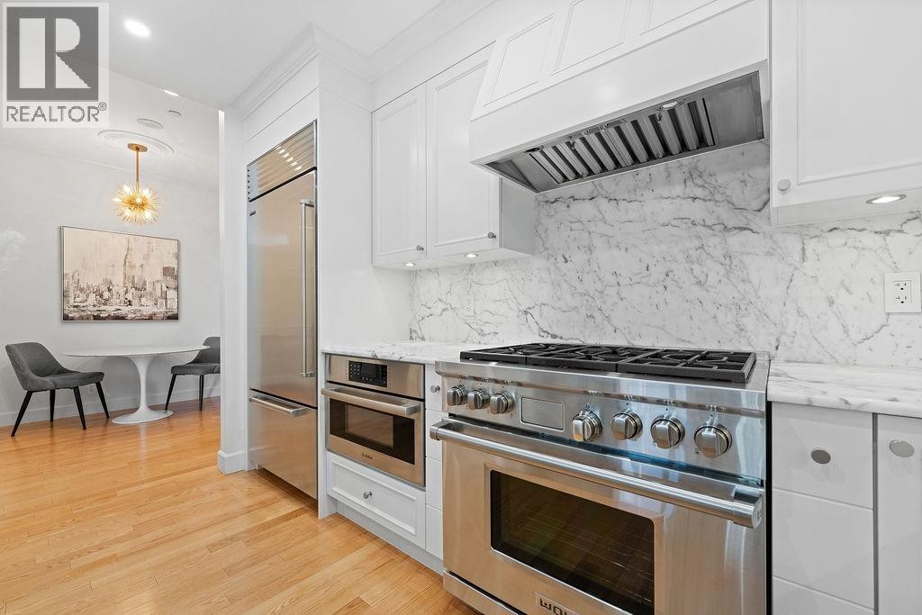 












471 BEACH CRESCENT

,
Vancouver,




British Columbia
V6Z3B9

