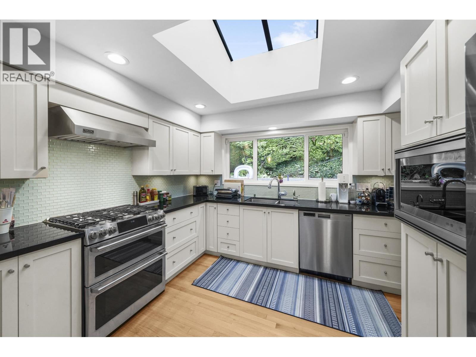 












5154 RANGER AVENUE

,
North Vancouver,




British Columbia
V7R3M4

