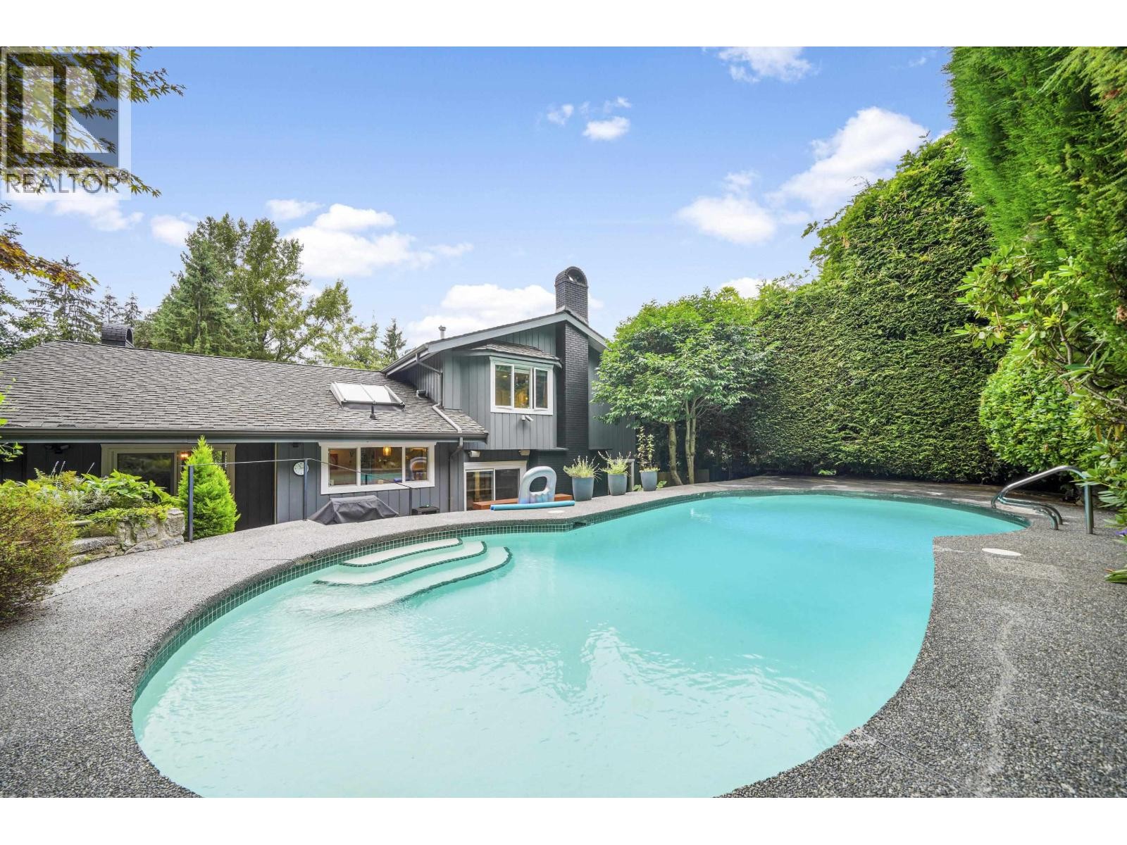 












5154 RANGER AVENUE

,
North Vancouver,




British Columbia
V7R3M4

