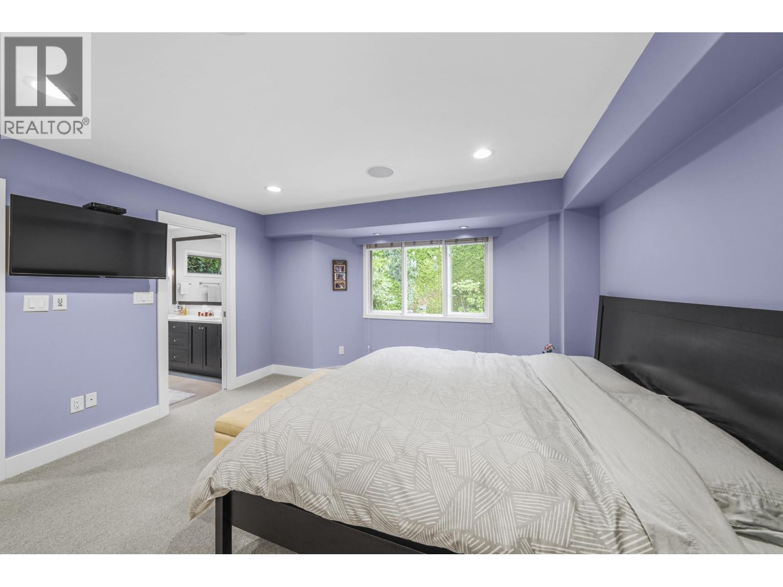 












5154 RANGER AVENUE

,
North Vancouver,




British Columbia
V7R3M4

