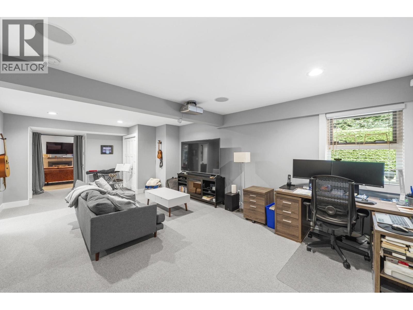 












5154 RANGER AVENUE

,
North Vancouver,




British Columbia
V7R3M4

