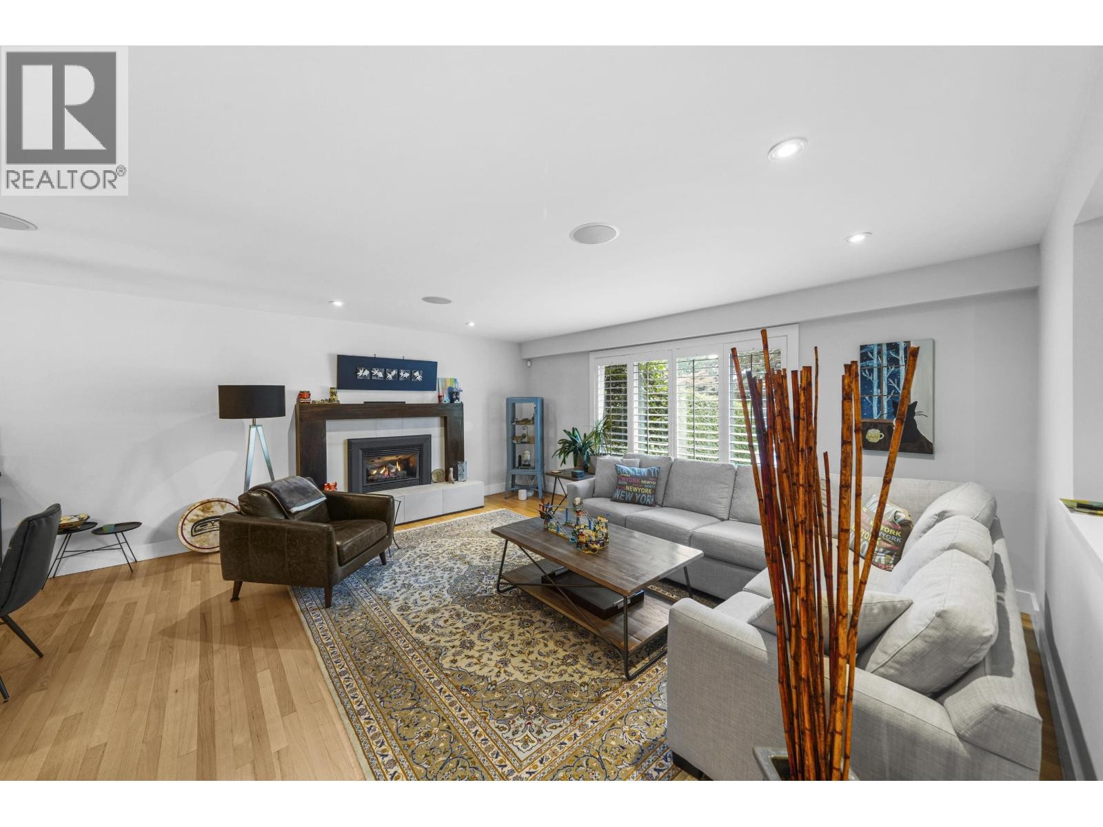 












5154 RANGER AVENUE

,
North Vancouver,




British Columbia
V7R3M4

